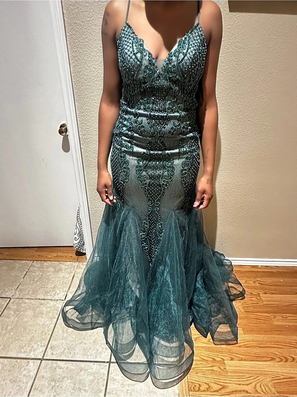 Prom dress - Picture 2 of 6